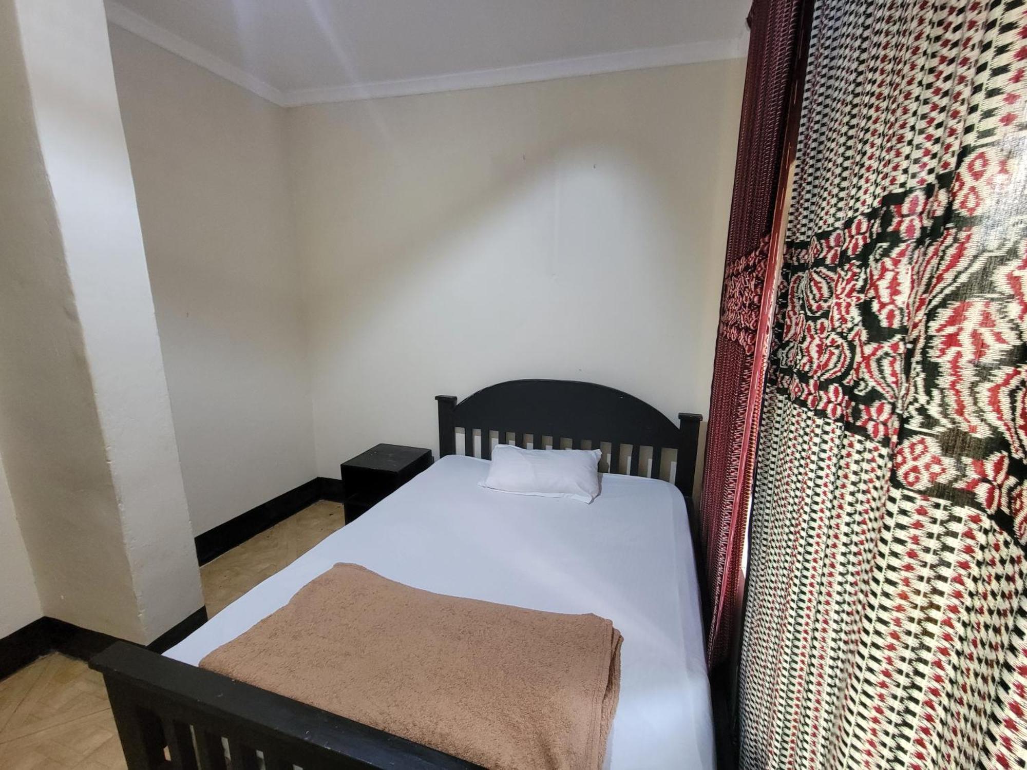 Safari Junction Backpackers Hostel Иринга Екстериор снимка